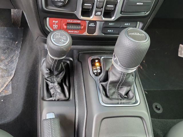 New 2026 Jeep Gladiator Mojave image 14