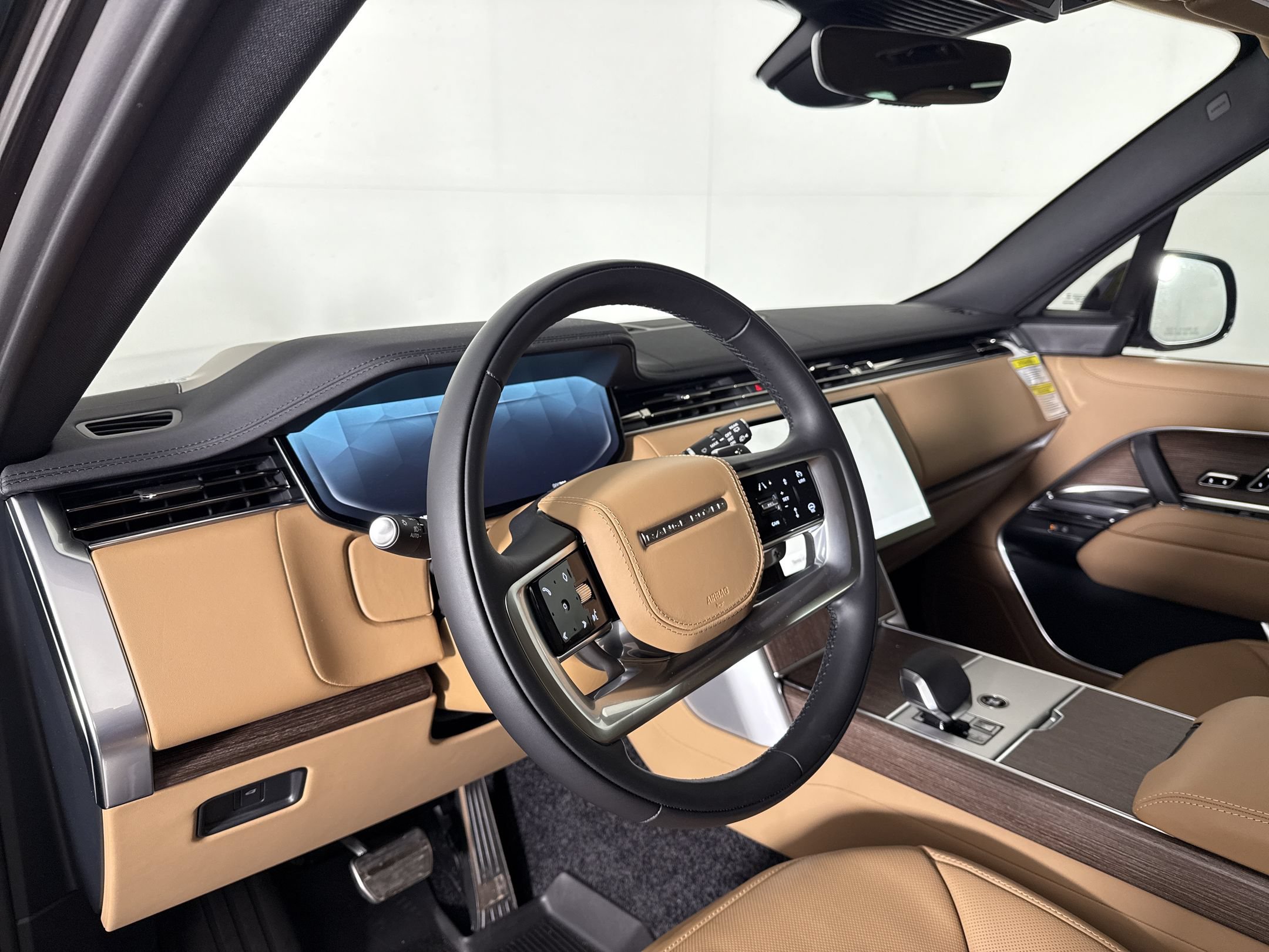 New 2026 Land Rover Range Rover SE AWD/4WD image 4