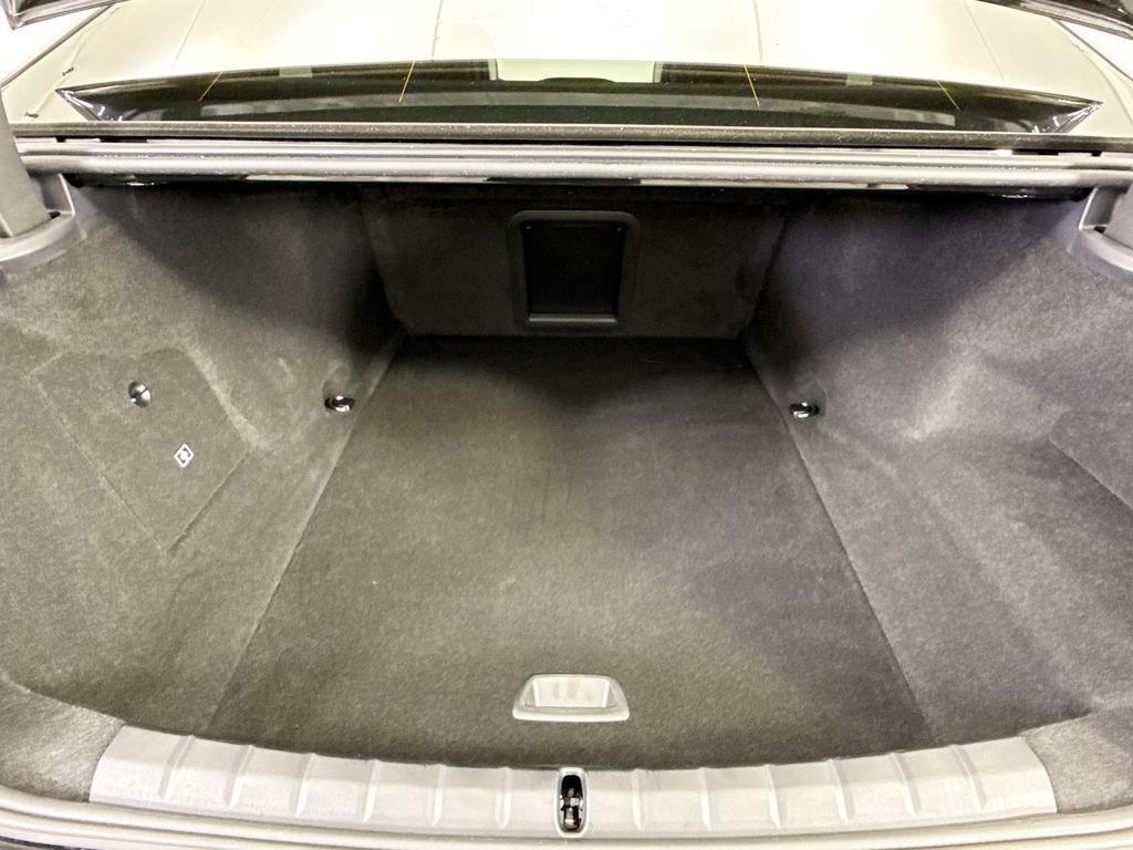 Certified 2024 BMW i7 M70 w/ Executive Package image 27