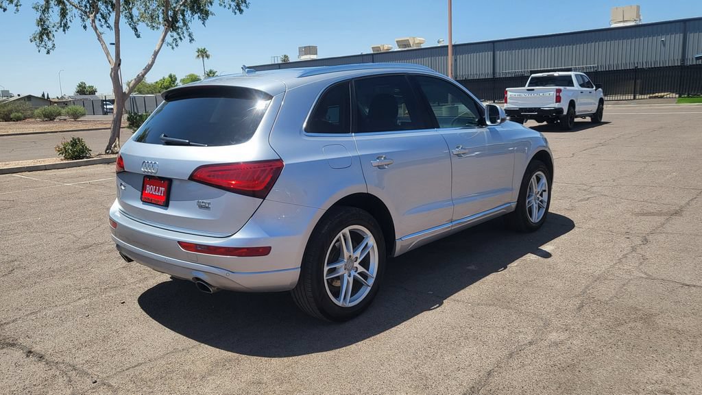 Used 2016 Audi Q5 2.0T Premium Plus w/ Technology Package AWD/4WD image 10