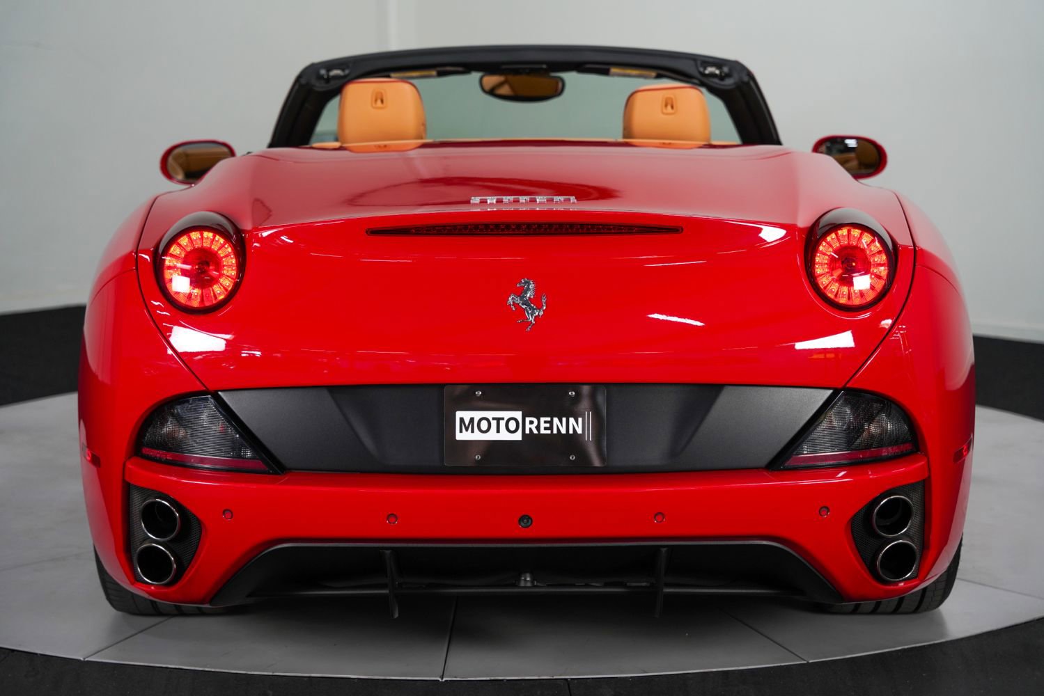 Used 2012 Ferrari California image 7