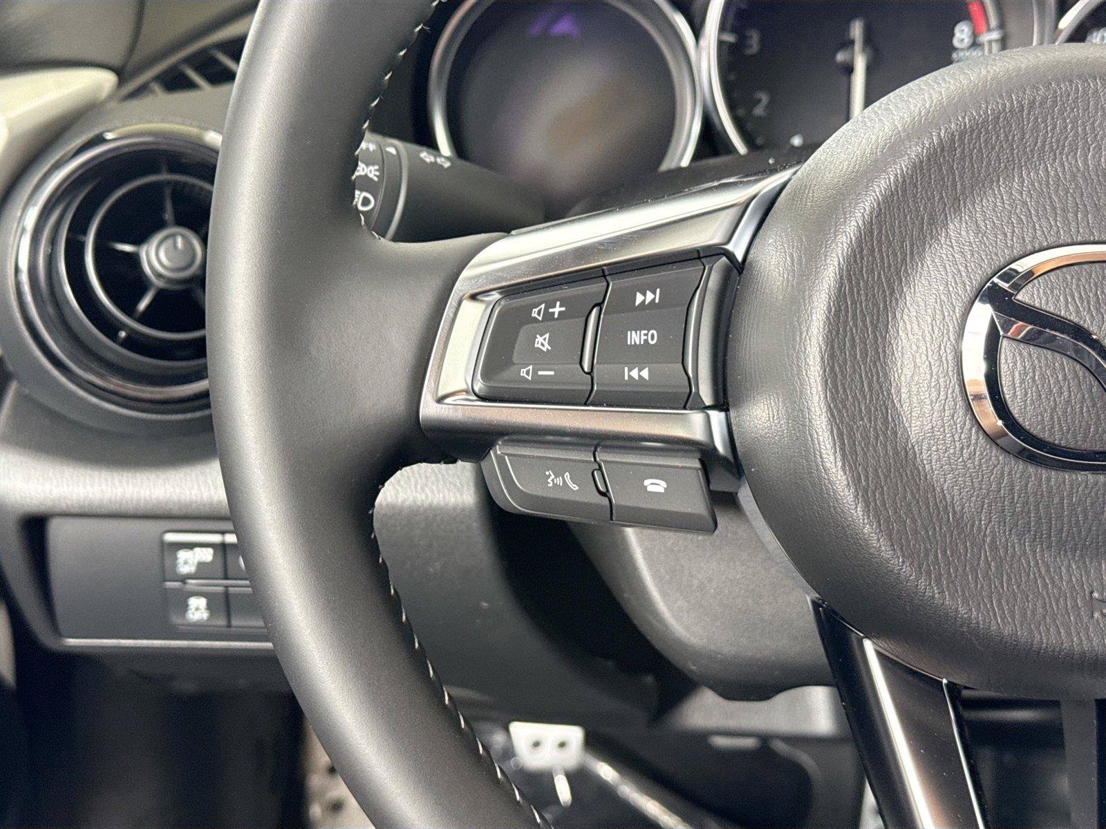 New 2026 MAZDA MX-5 Miata Club w/ Interior Package RWD image 17