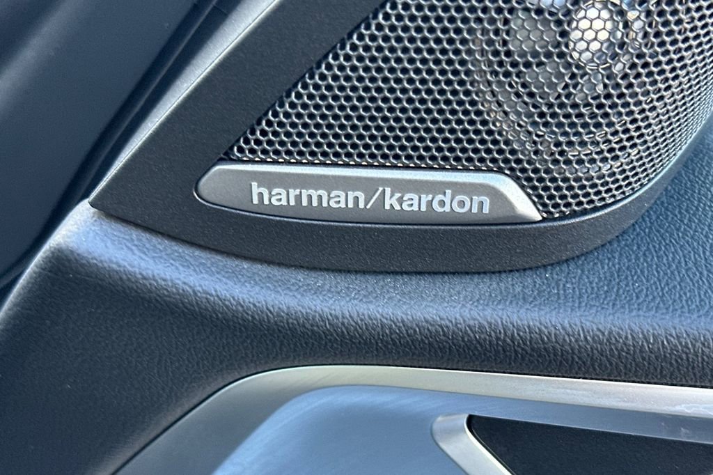 Used 2023 BMW i4 eDrive40 w/ M Sport Package image 19