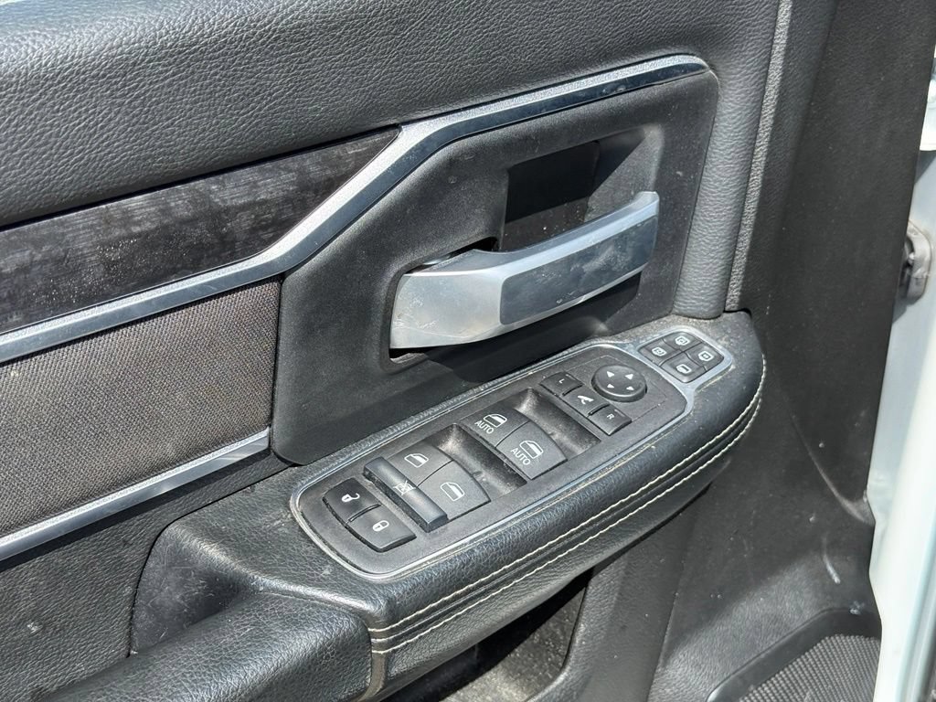Used 2024 RAM 3500 Big Horn w/ Night Edition AWD/4WD image 11