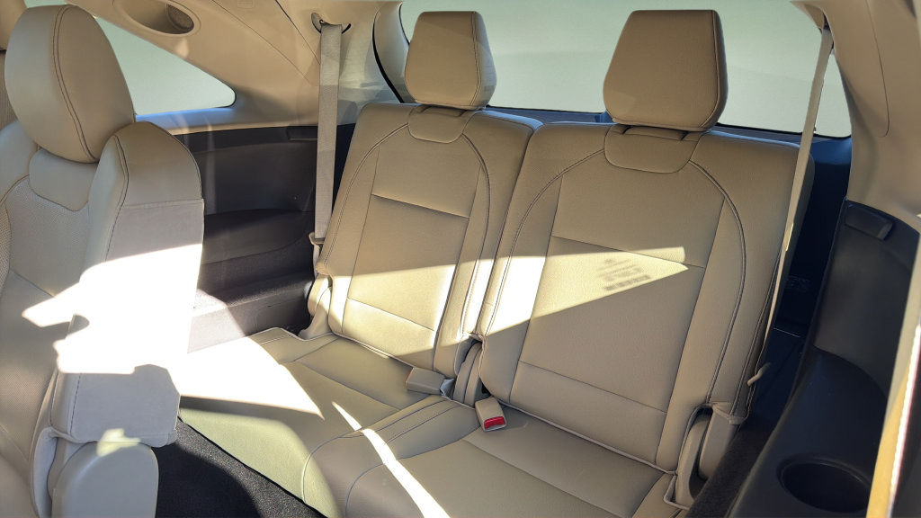 Used 2020 Acura MDX w/ Technology Package AWD/4WD image 19
