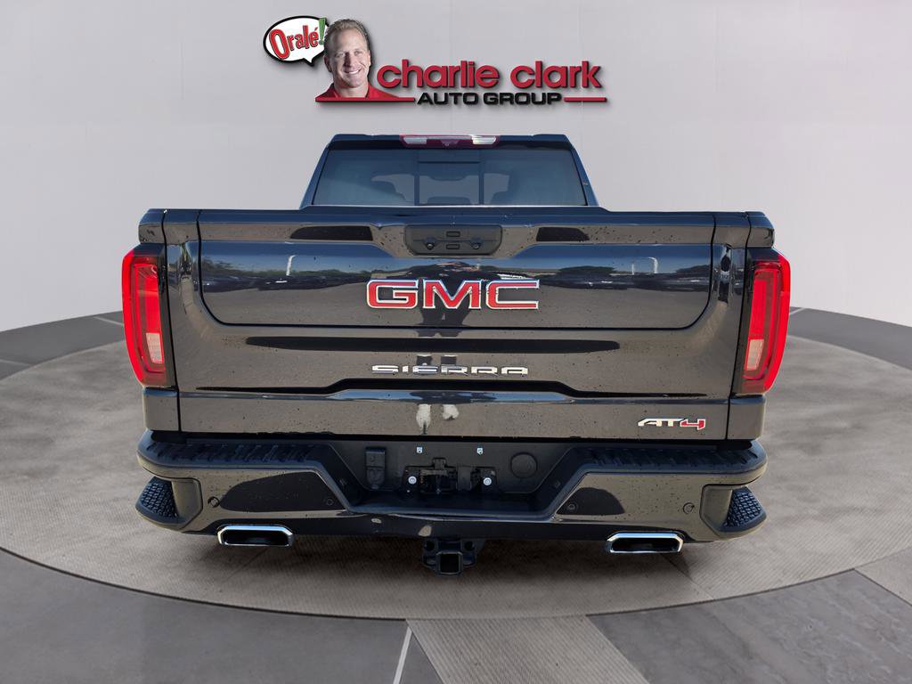 Used 2024 GMC Sierra 1500 AT4 w/ Technology Package AWD/4WD image 5