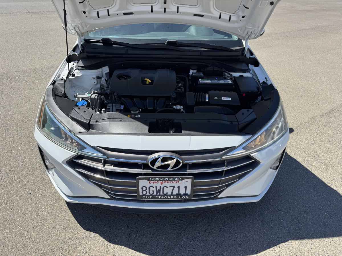 Used 2019 Hyundai Elantra SE w/ Cargo Package FWD image 34