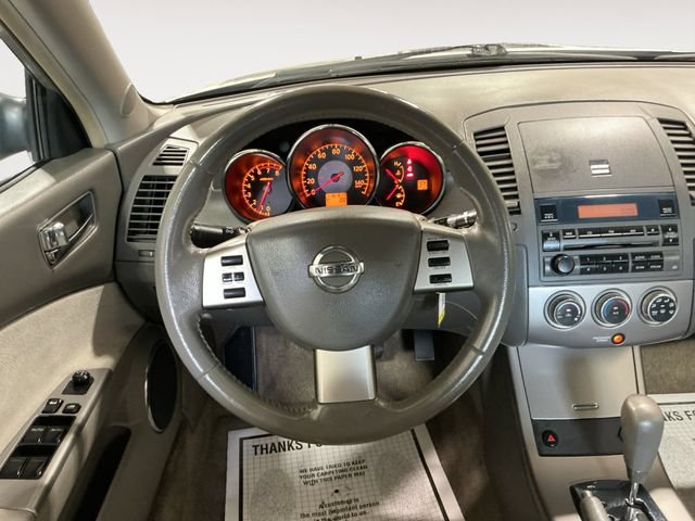 Used 2005 Nissan Altima 2.5 S w/ (F01) Convenience Pkg FWD image 12