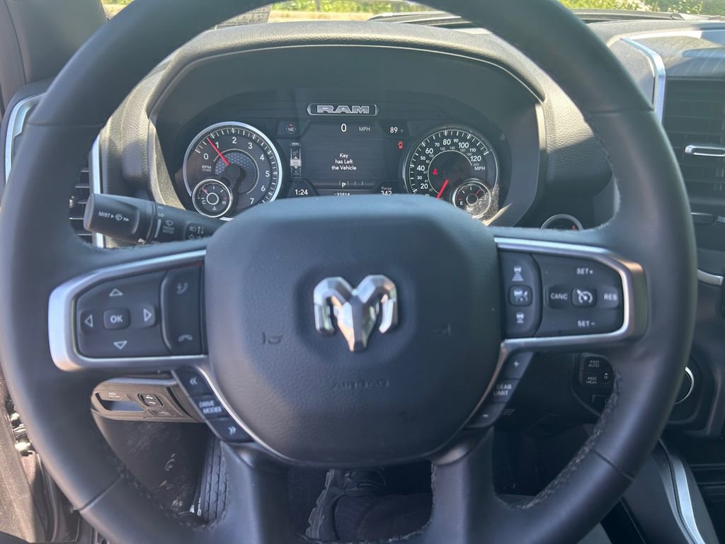 Used 2025 RAM 1500 Big Horn AWD/4WD image 15