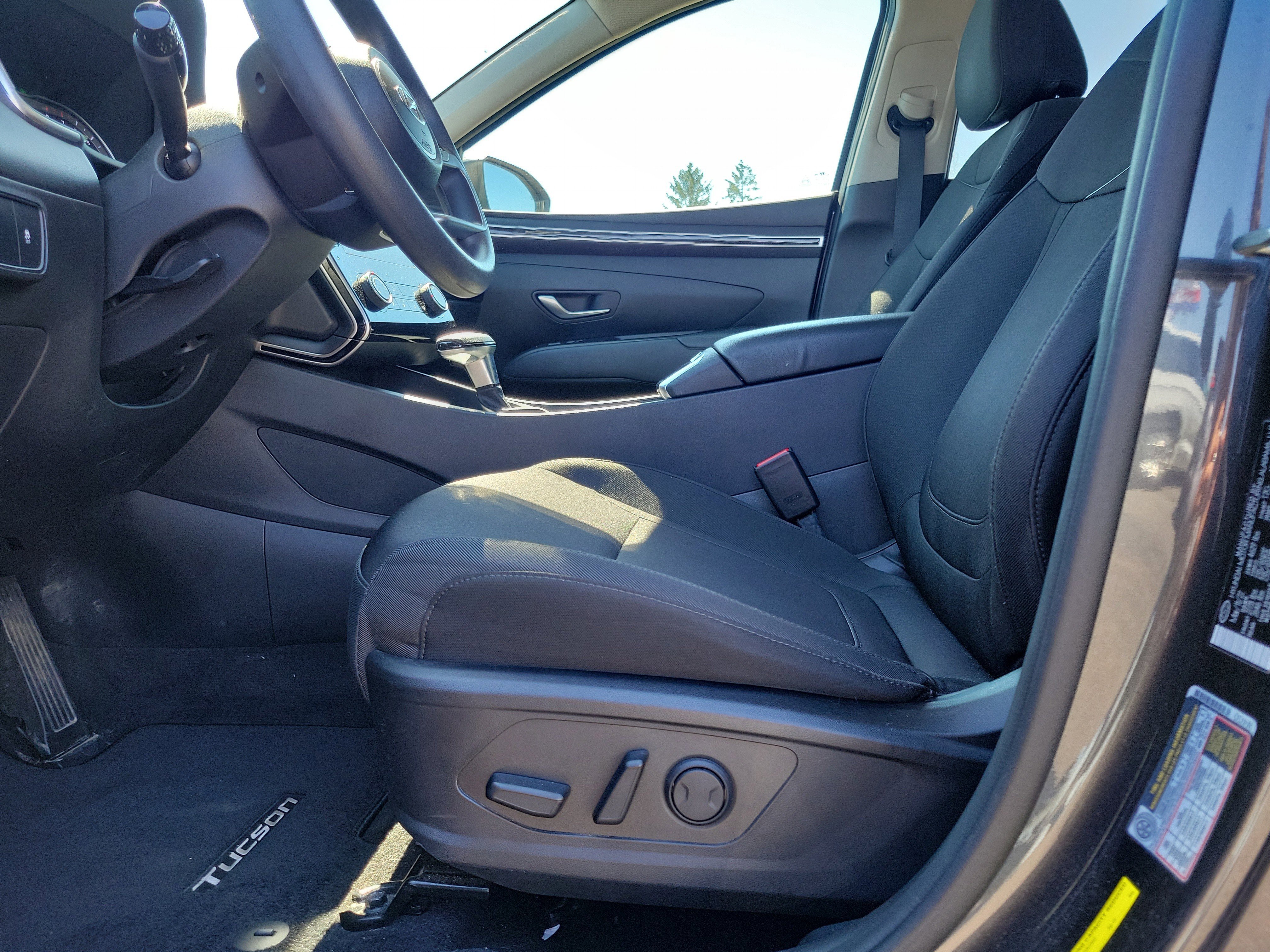 Used 2022 Hyundai Tucson SEL image 16