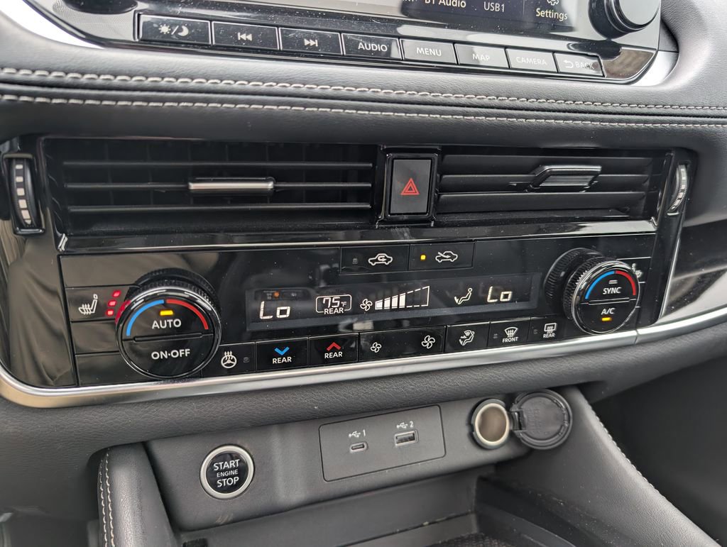 Used 2023 Nissan Rogue SL w/ SL Premium Package image 24