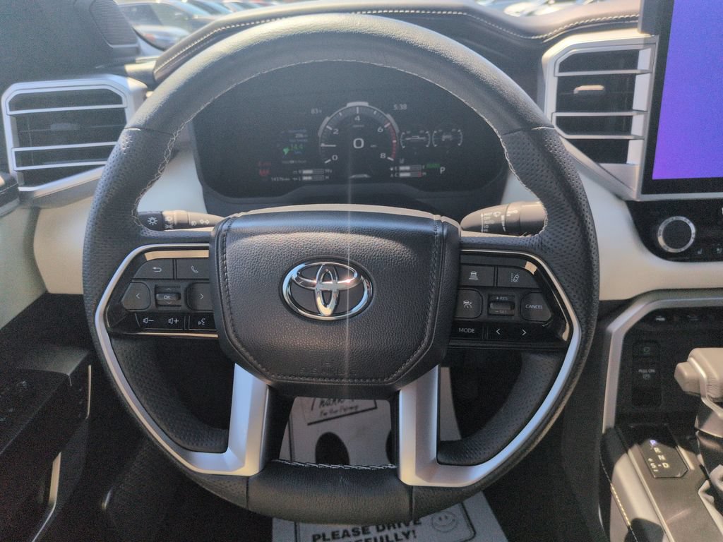 Used 2025 Toyota Tundra Capstone AWD/4WD image 14