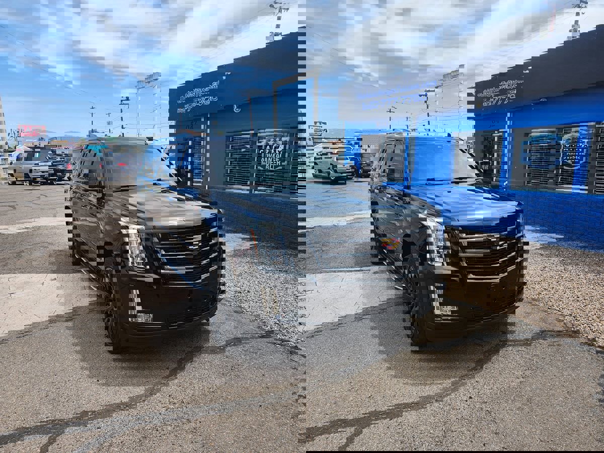 Used 2017 Cadillac Escalade ESV Luxury image 9