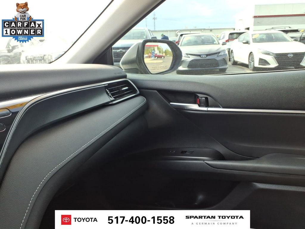 Used 2024 Toyota Camry SE FWD image 25