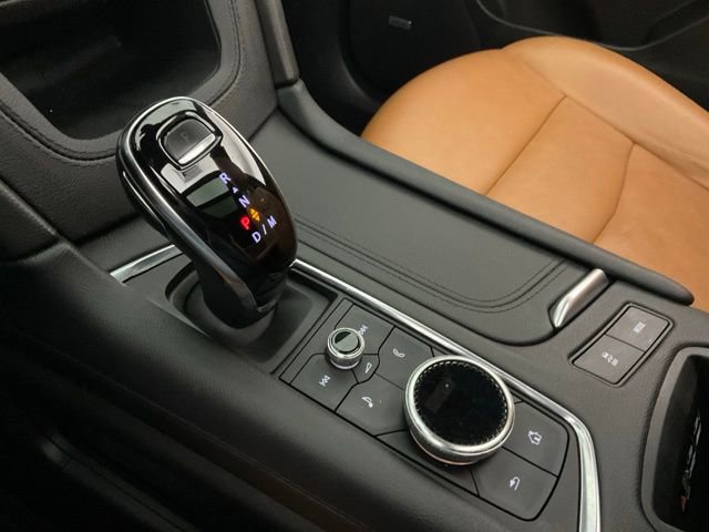 Used 2022 Cadillac XT5 Premium Luxury w/ Technology Package image 18