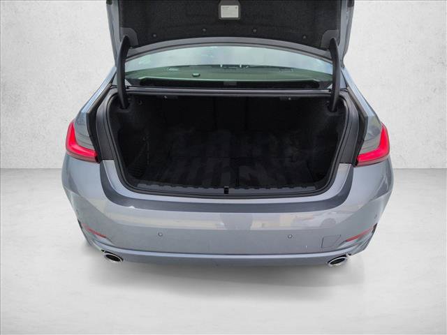Used 2023 BMW 330i Sedan w/ Driving Assistance Package RWD image 6
