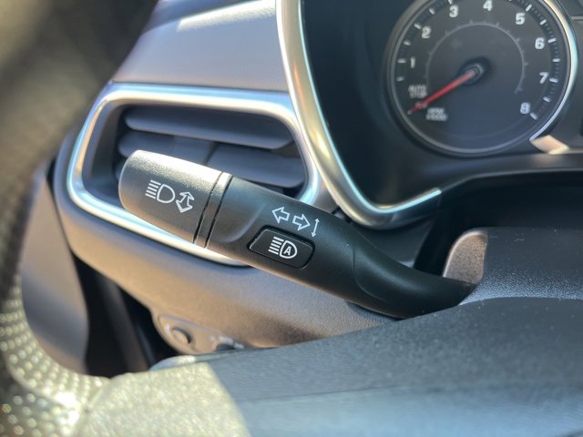 Used 2022 Chevrolet Equinox LS w/ LS Convenience Package image 23