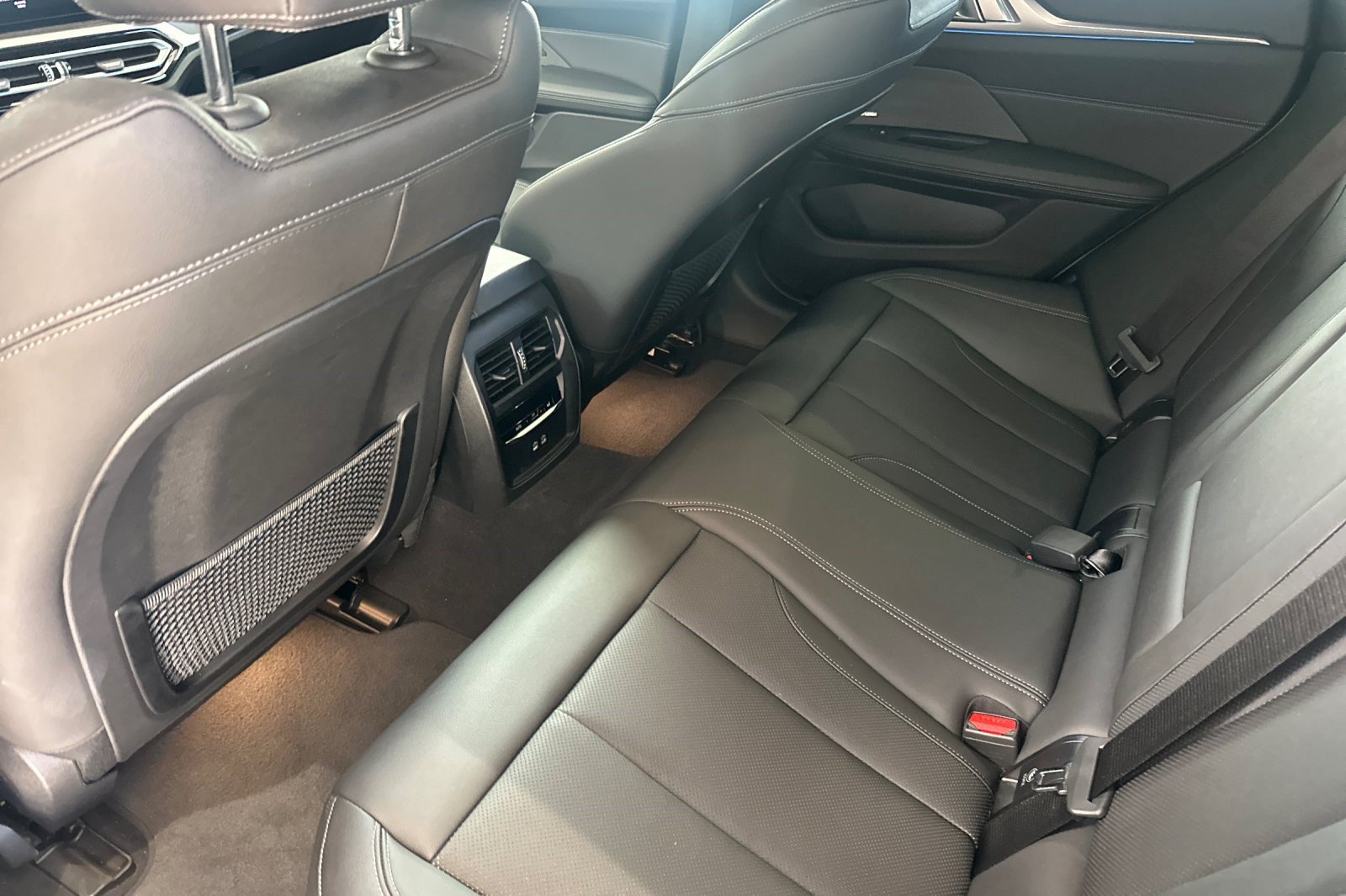 Certified 2023 BMW i4 eDrive40 w/ Premium Package RWD image 15