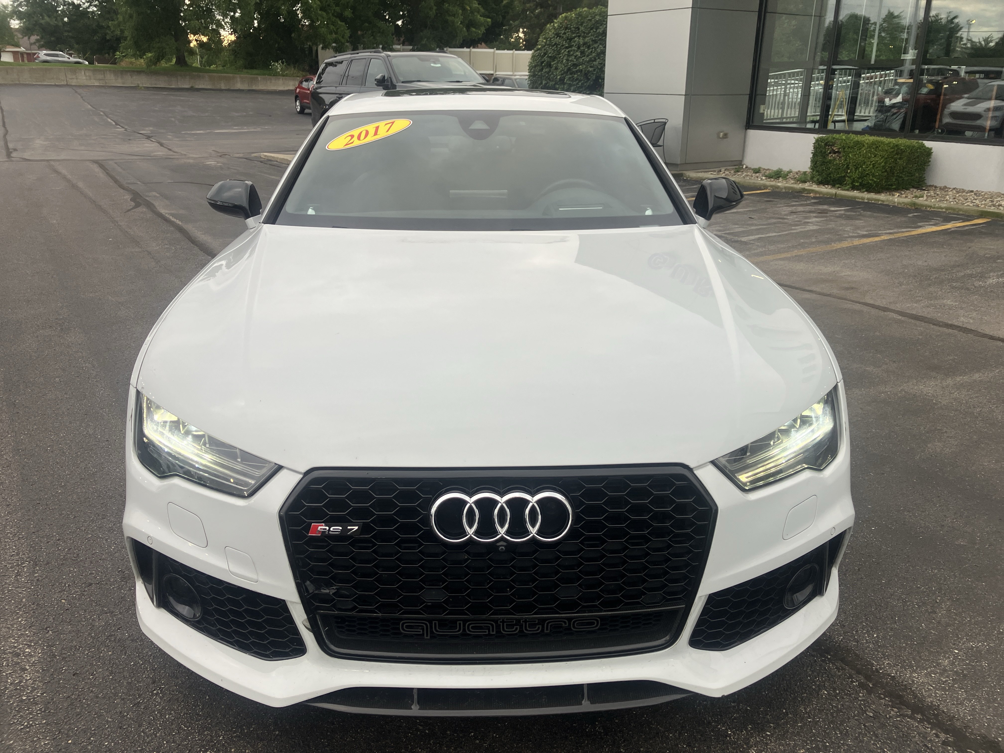Used 2017 Audi RS 7 Prestige AWD/4WD image 2