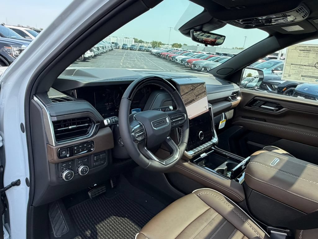New 2026 GMC Yukon XL Denali Ultimate AWD/4WD image 32
