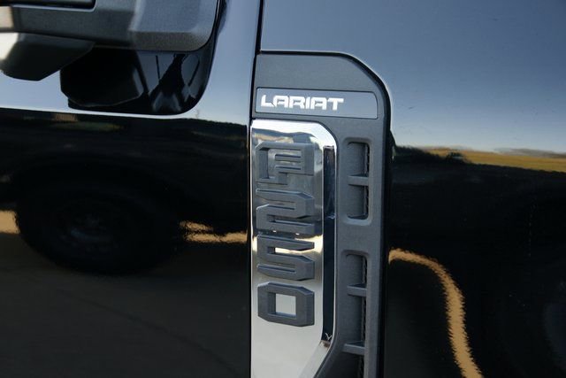 New 2026 Ford F250 Lariat w/ Lariat Ultimate Package image 10