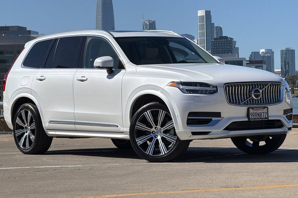 Certified 2025 Volvo XC90 T8 Plus w/ Protection Package Premier AWD/4WD image 1