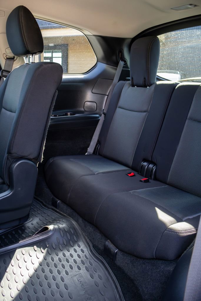 Used 2019 Nissan Pathfinder S AWD/4WD image 14