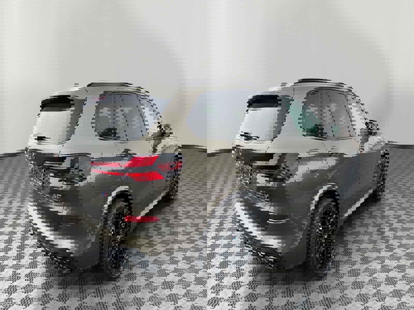 New 2026 BMW X5 M60i AWD/4WD image 3