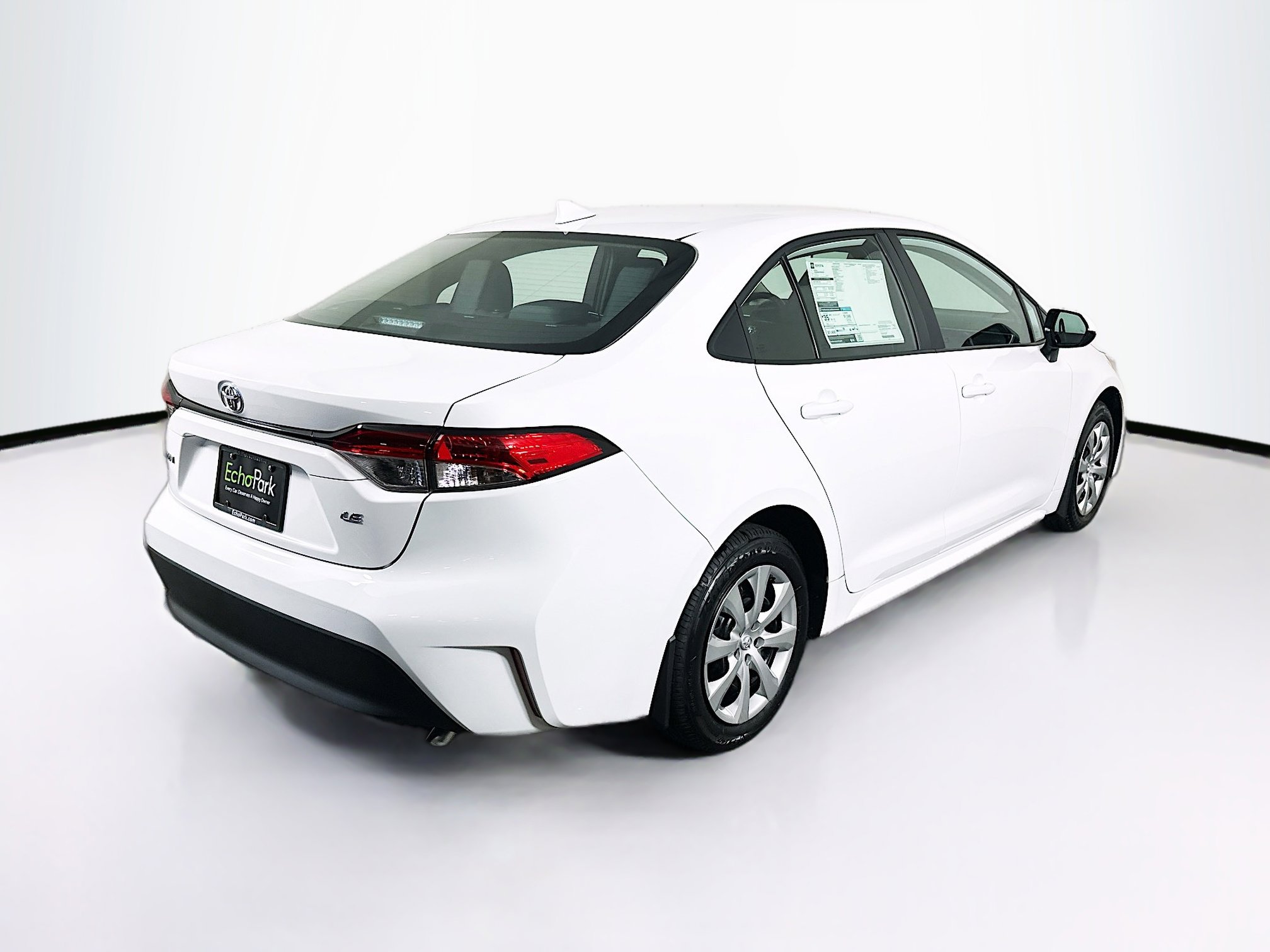 Used 2026 Toyota Corolla LE image 9