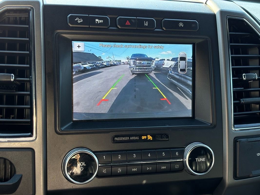 Used 2019 Ford Expedition Max XLT w/ Equipment Group 202A AWD/4WD image 43