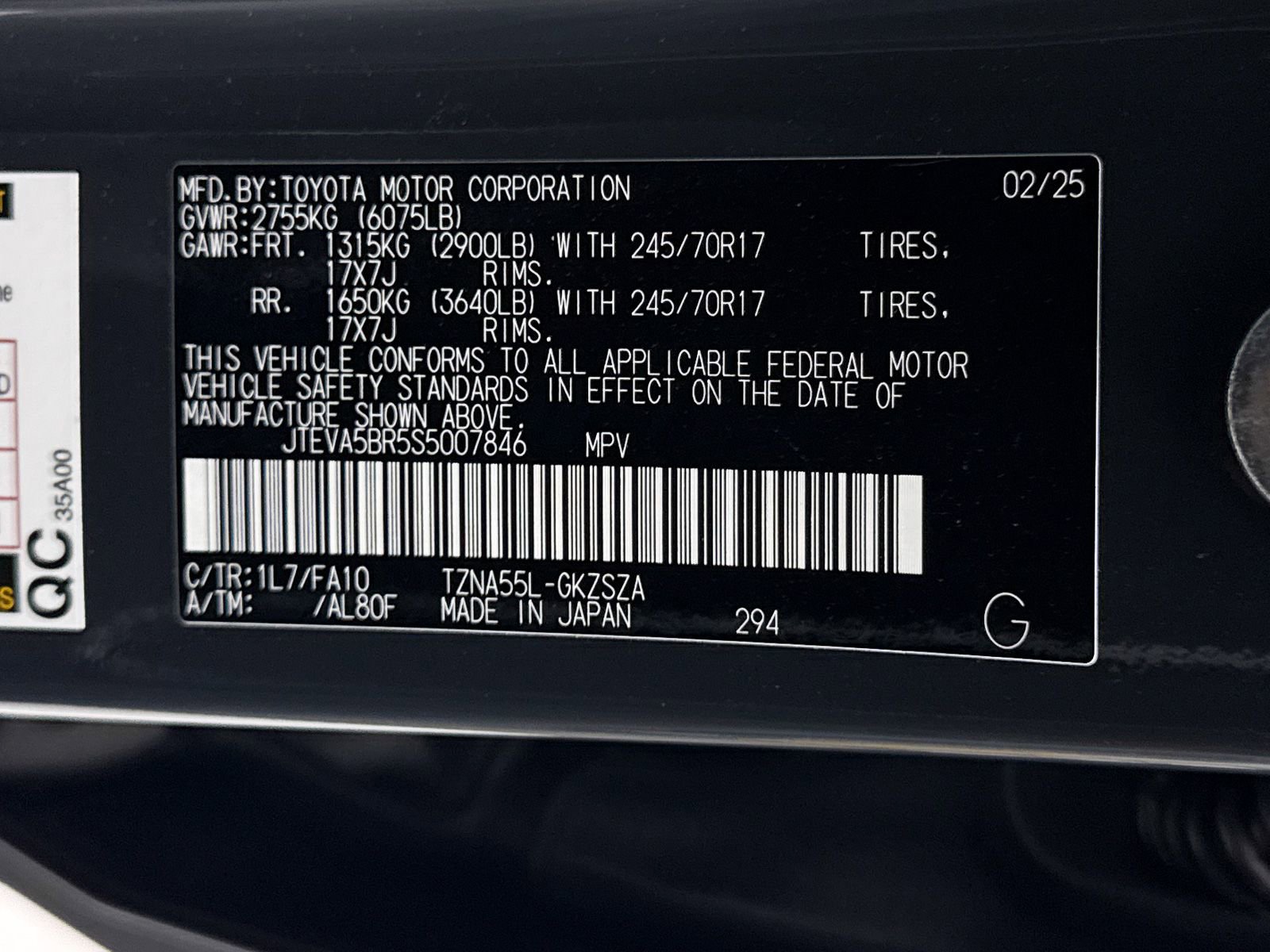 Used 2025 Toyota 4Runner SR5 AWD/4WD image 36