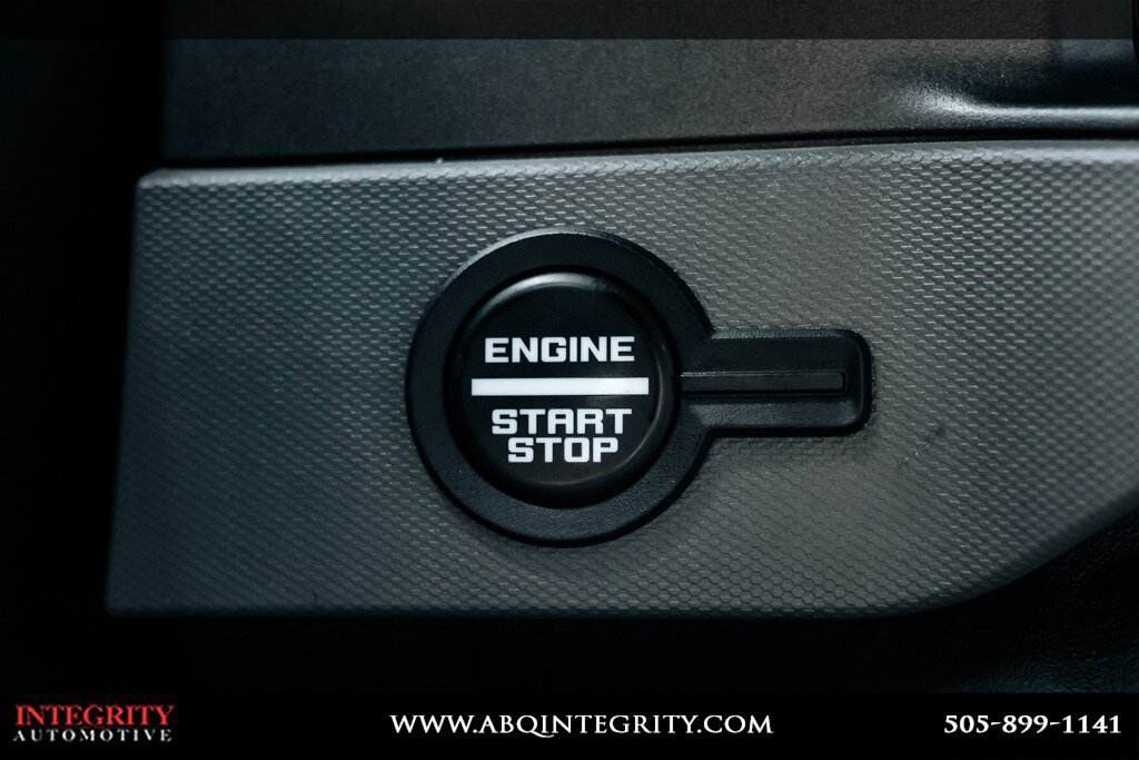Used 2024 Ford Bronco Everglades AWD/4WD image 33