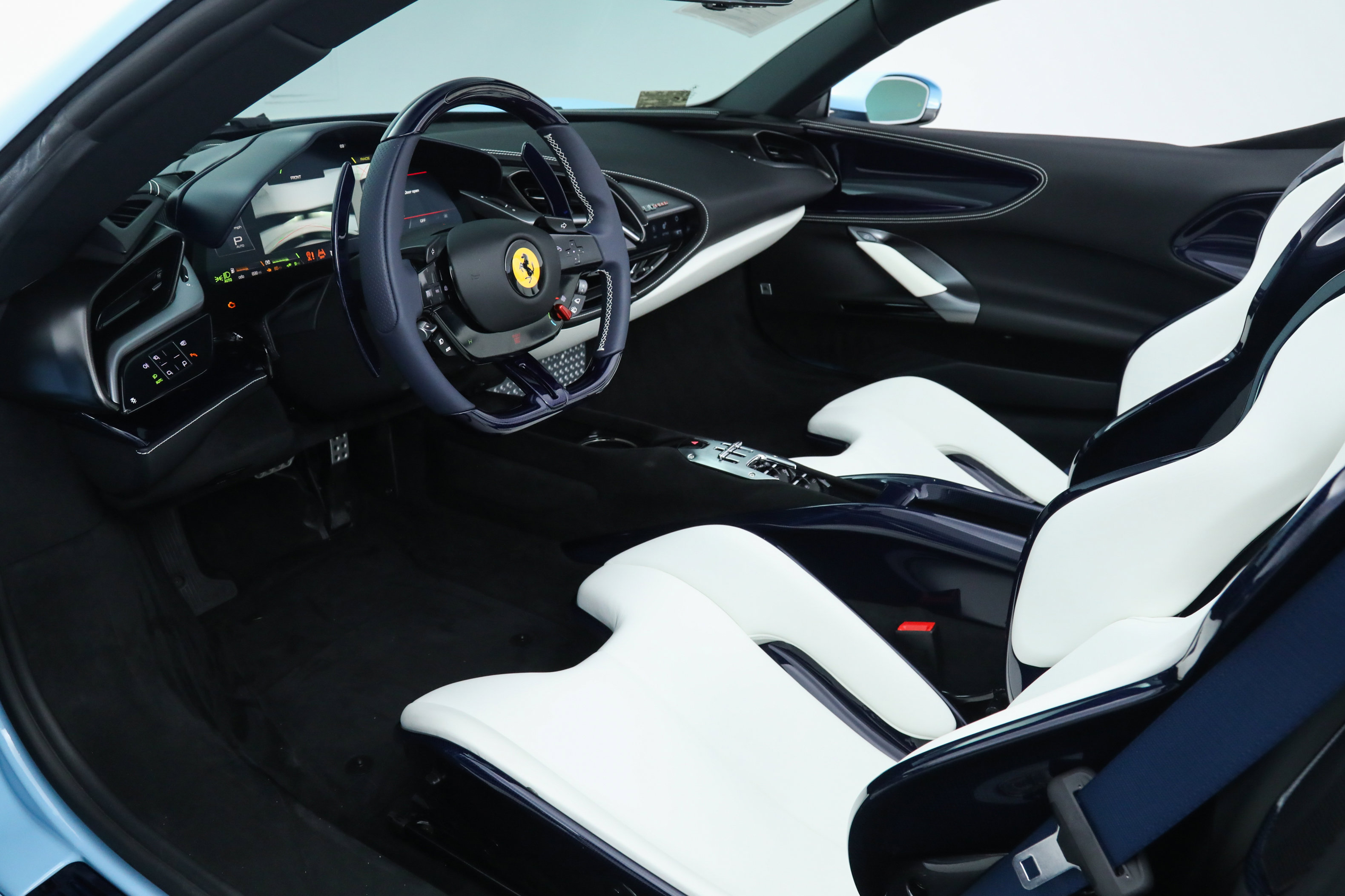 Certified 2025 Ferrari SF90 Spider AWD/4WD image 2