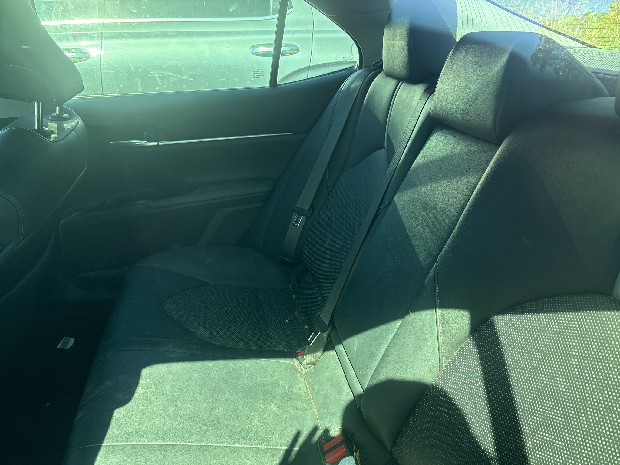 Used 2019 Toyota Camry XSE FWD image 4