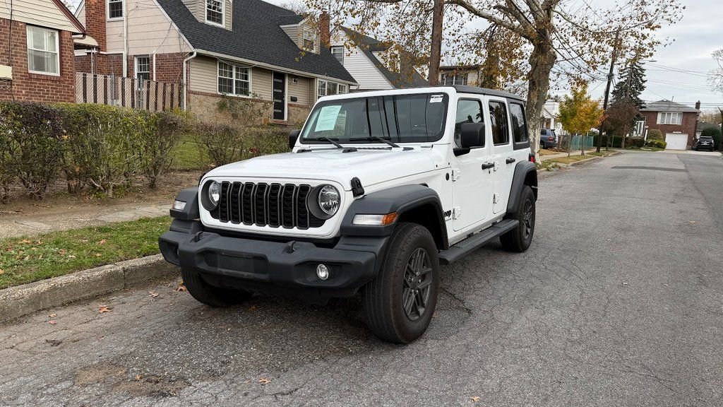 Used 2024 Jeep Wrangler Sport S image 2