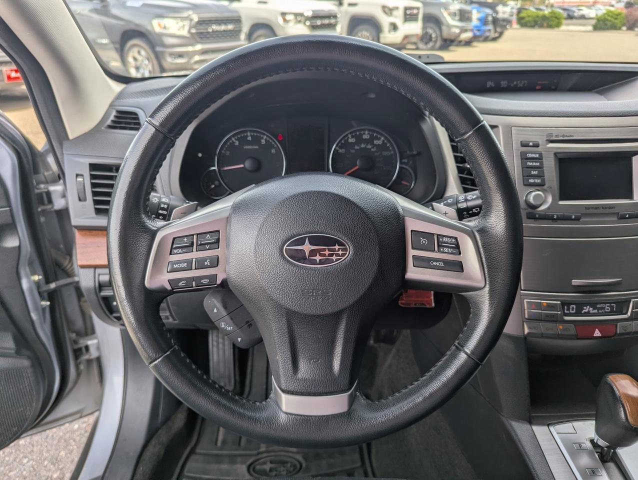 Used 2014 Subaru Outback 2.5i Limited w/ Moonroof Package AWD/4WD image 13