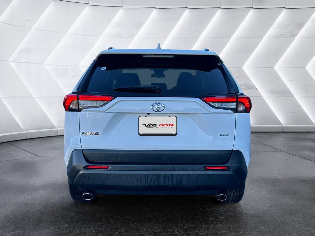 Used 2024 Toyota RAV4 XLE image 5