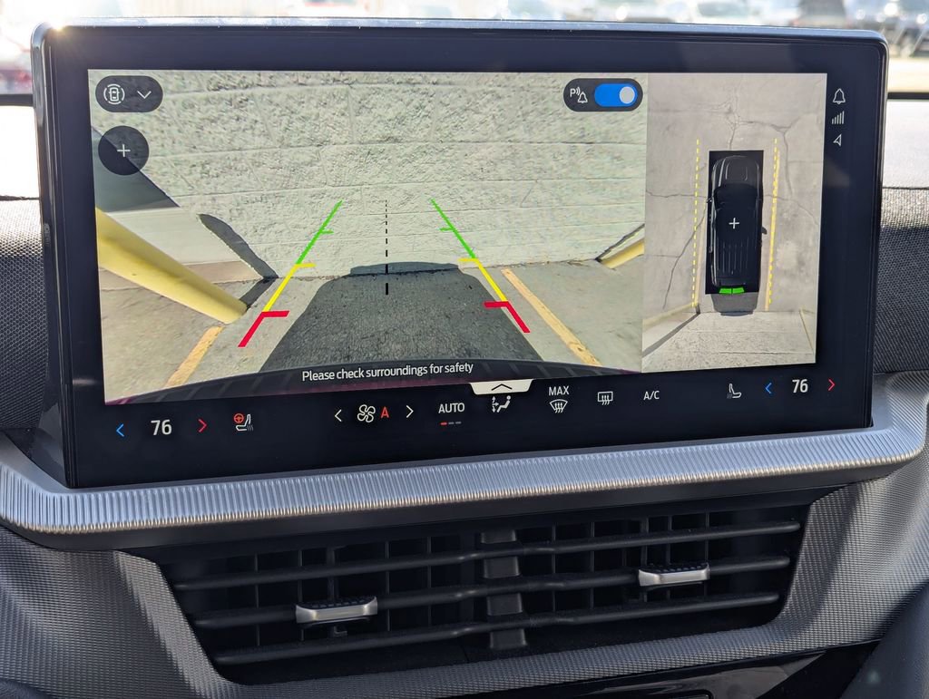 Used 2025 Ford Explorer ST-Line w/ Premium Package image 17