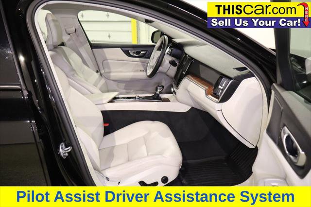 Used 2019 Volvo S60 T5 Momentum w/ Multimedia Package FWD image 27