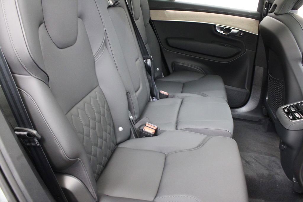 New 2026 Volvo XC90 B6 Plus w/ Protection Package AWD/4WD image 22