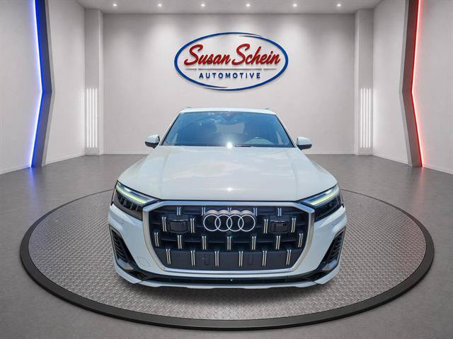 Used 2025 Audi Q7 3.0T Premium Plus AWD/4WD image 2
