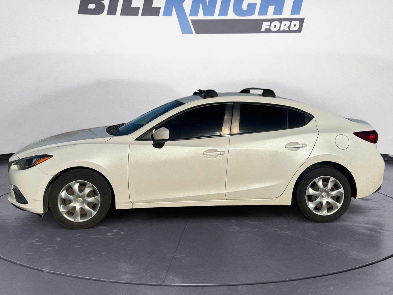 Used 2016 MAZDA MAZDA3 i Sport image 2