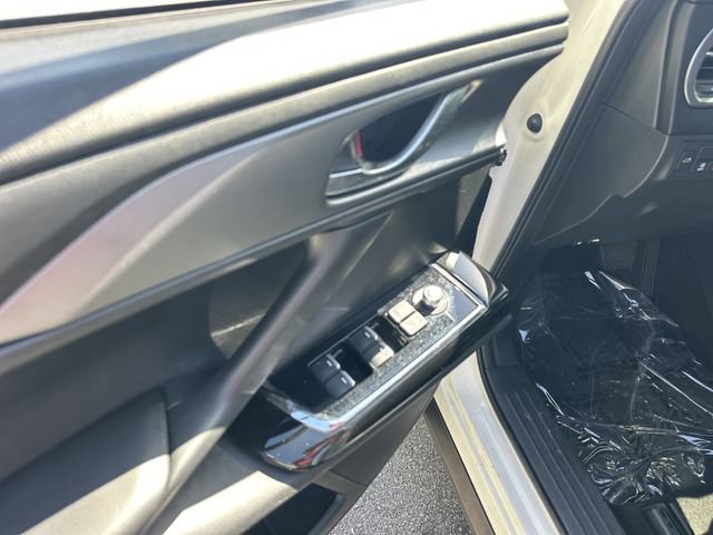 Used 2020 MAZDA CX-9 Touring image 16