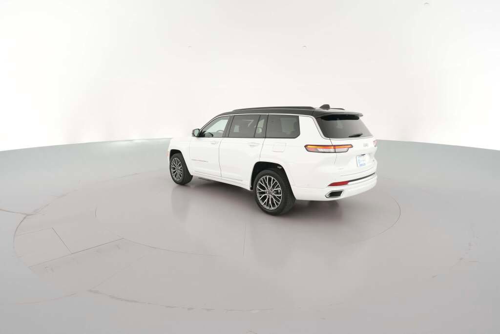 New 2025 Jeep Grand Cherokee L Summit image 8