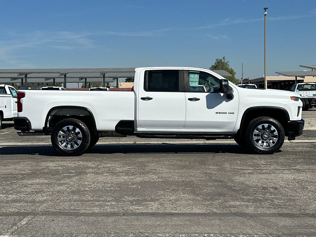Used 2022 Chevrolet Silverado 2500 Custom w/ Custom Convenience Package RWD image 2