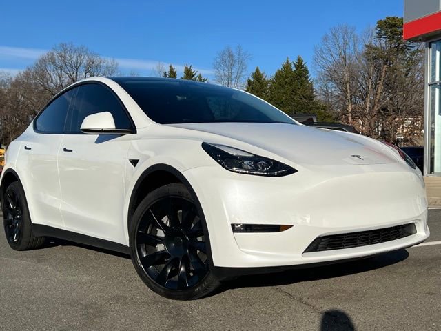 Used 2023 Tesla Model Y Long Range image 1