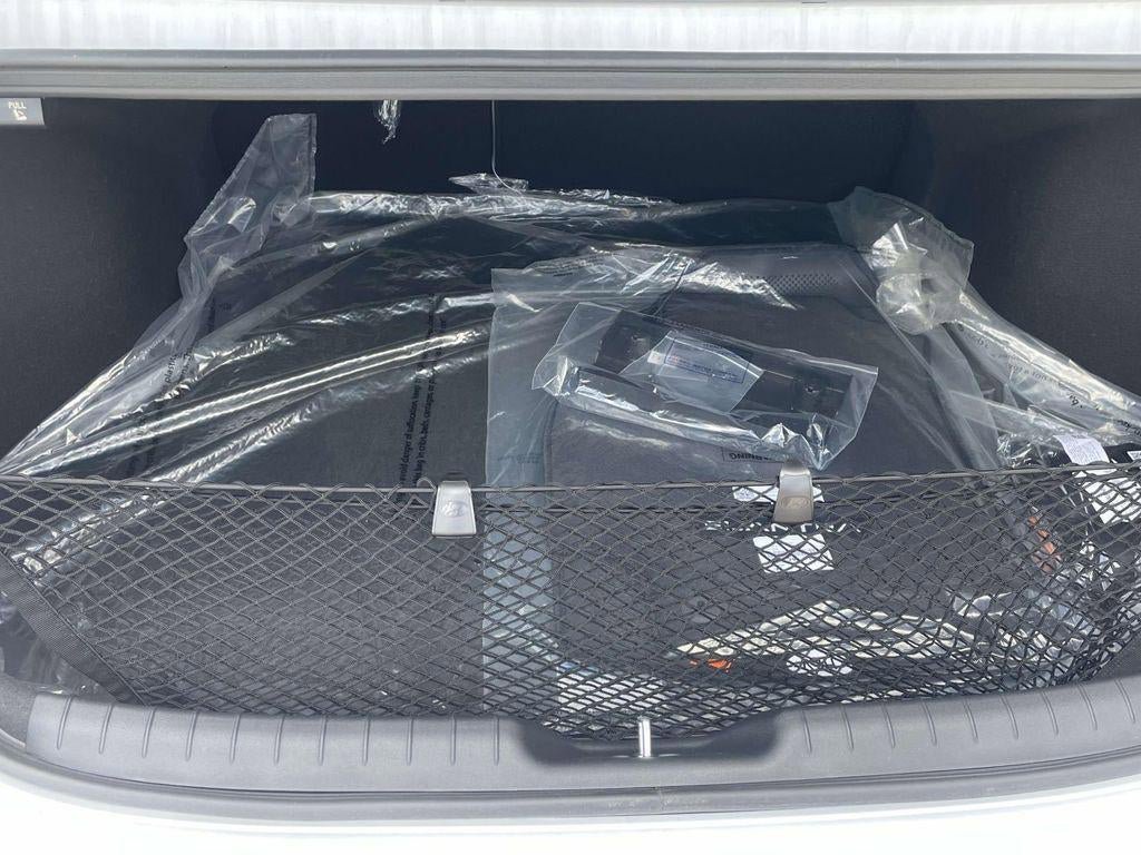 New 2026 Hyundai Elantra Limited image 28