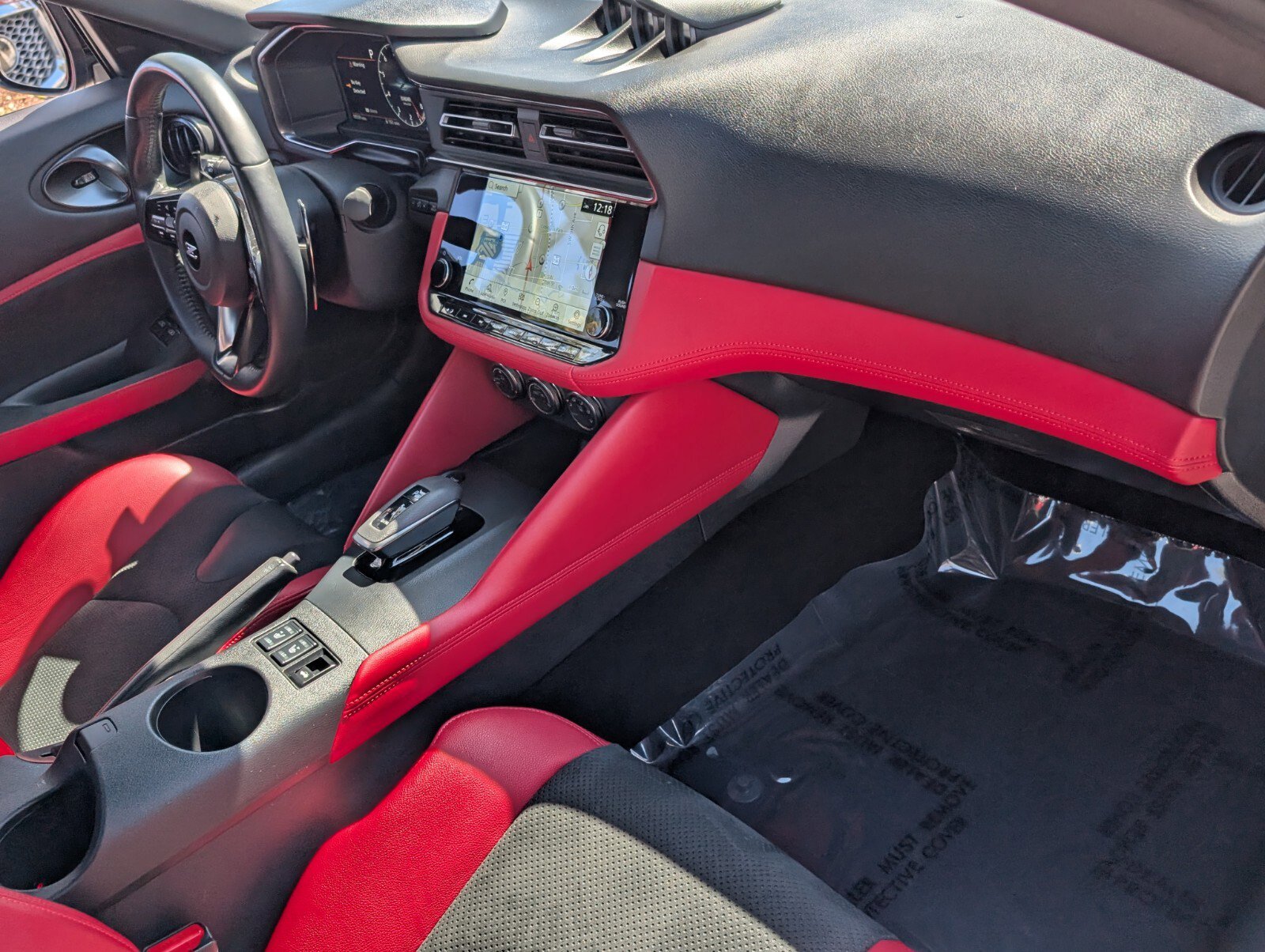 Certified 2024 Nissan Z Performance w/ Floor Mat Package image 16