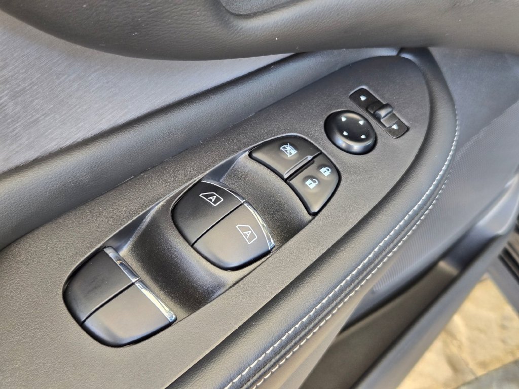 Used 2023 Nissan Murano SL w/ SL Moonroof Package AWD/4WD image 12
