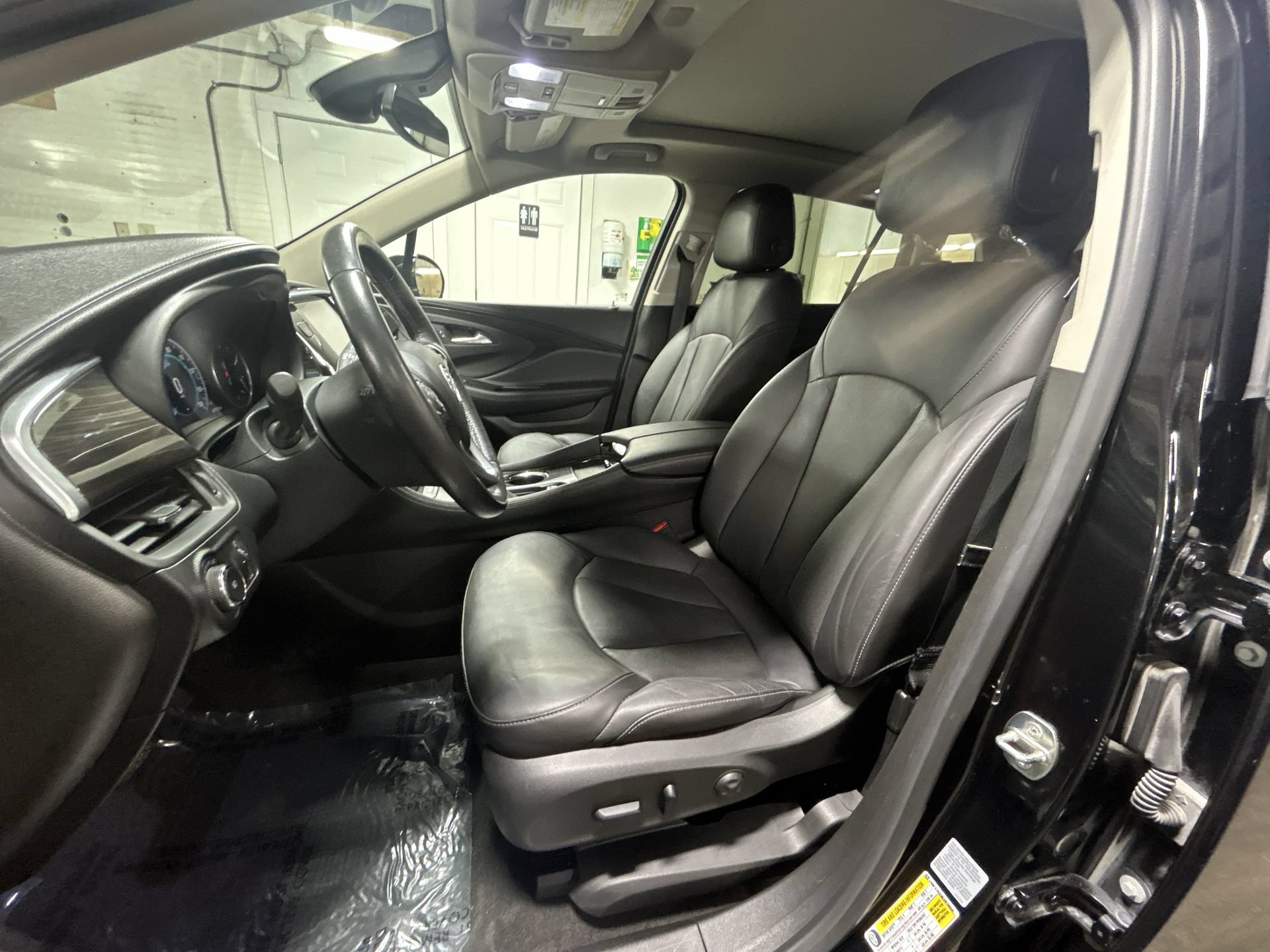 Used 2019 Buick Envision Premium w/ LPO, Active Package AWD/4WD image 21